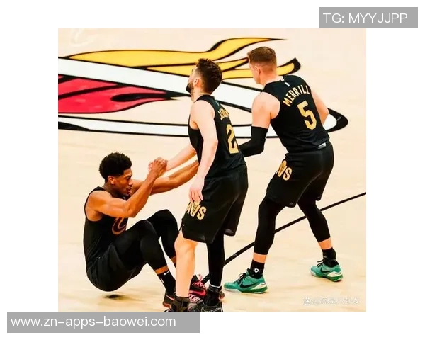 热火全队齐发力12人轮番得分8人双位数表现展现团队实力 热火全队齐发力12人轮番得分8人双位数表现展现团队实力