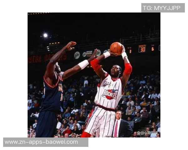 奥拉朱旺称赞文班独特投篮技巧难以防守旋转多样性令人惊叹