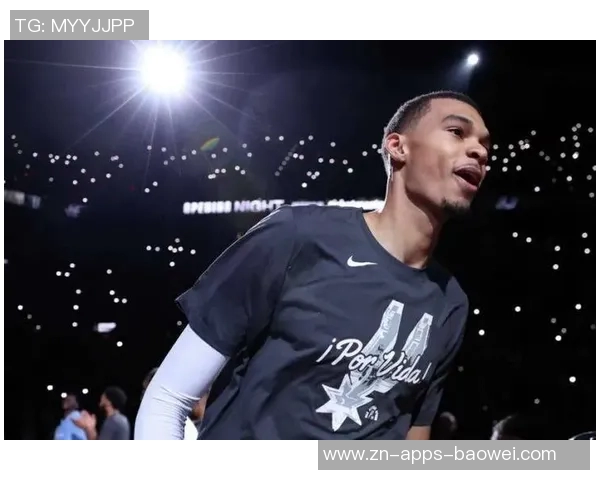 阿里纳斯:文班若能场均27分12篮板并夺DPOY将有望争夺MVP荣誉 阿里纳斯:文班若能场均27分12篮板并夺DPOY将有望争夺MVP荣誉