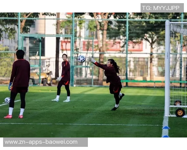 周欣怡精彩凌空垫射再添一球中国U17女足3-0领先挪威U17女足展现强劲实力