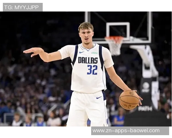 弗拉格首次尝试大个子阵容自信与浓眉共担后卫角色